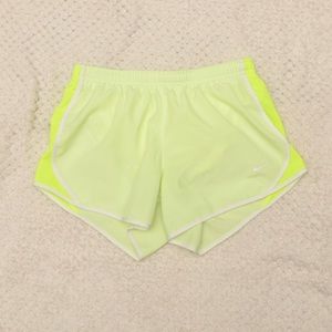 Nike Dri-Fit Women’s Workout Shorts Size Medium